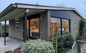 Beachbungalow aan IJsselmeer 39 26